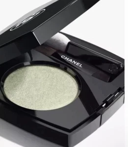 Chanel Ombre Essentielle Multi-Use Longwearing Eyeshadow 222 JADE FACETTE +POUCH - Picture 1 of 7