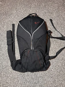 Nike S2 JPM Hydration Backpack with 2 Litre Water Fluid Lung BNIB Running Hiking - Picture 1 of 11