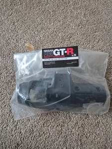 1/8 SCALE EAGLEMOSS BUILD YOUR OWN THE NISSAN R35 GT-R CAR ISSUE 54 - Picture 1 of 3