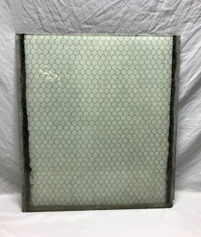 1 Piece Vintage 24x27 Industrial Chicken Wire Safety Security Glass Old 1077-23B Cover