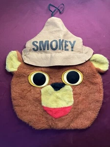 Vintage Rare Smokey the Bear Plush Face Wall Hanger Pillow Animal Fair Mobil - Picture 1 of 11
