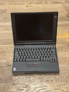 Computadora portátil Intel Mmx IBM Thinkpad 310ED de colección RARA - Imagen 1 de 7