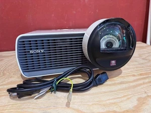 Sony Beamer VPL-BW120S weiß tragbares Heimkino 3LCD Panel [getestet, gut] - Bild 1 von 24