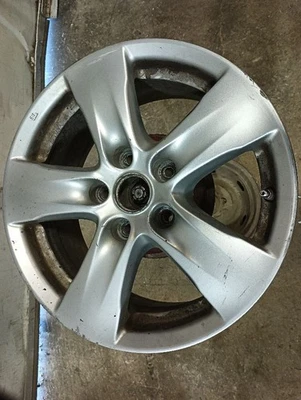 Llanta de aleación 16x7 5 radios de 2015 Nissan Quest 12346094 Foto 1 de 4