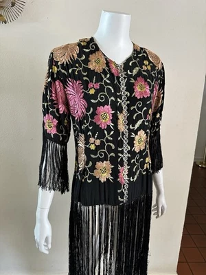 Chaqueta chal piano bordado años 40 flecos plumero vestido top botones lucite de colección Foto 1 de 4