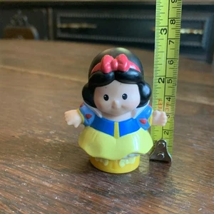 Fisher Price Little People Disney Princess SNOW WHITE Figure 2012 Mattel EUC - Picture 1 of 7