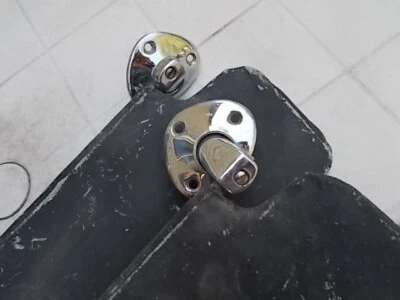 Chevy Cadillac Pontiac Buick Oldsmobile 1964 par de parasoles usados 5718796 Foto 1 de 4