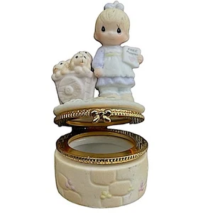 PRECIOUS MOMENTS figurine trinket box 3 1/4” Enesco vintage 1983 - Picture 1 of 8
