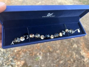 Woman’s Swarovski Dyadema Smokey Quartz Crystal Sterling Bracelet NEW Size 8.5” - Picture 1 of 11