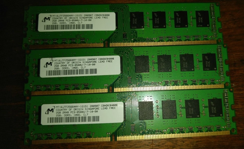  Micron 2GB 4X2G PC3-8500 DDR3-1066MHz non-ECC Unbuffered CL7 240 MT16JTF25664AY - Image 1 of 1
