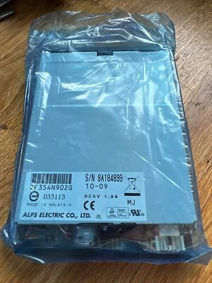 3.5” 1.44mb floppy disk drive D33113 ALPS ELECTRIC DF354N902G - Image 1 of 3