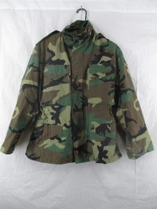 USGI M-65 Field Jacket Small X-Short Woodland Camo BDU Cold Weather Army Coat - Bild 1 von 2