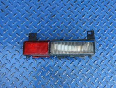 Chevrolet Corvette C4 1991-1996 parachoques trasero lado pasajero luz de señalización lateral Foto 1 de 4