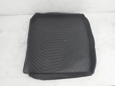 Alfombrilla de goma para carga trasera para todo tipo de clima Audi A3 2015-2020 sedán 8V5061180 Foto 1 de 4