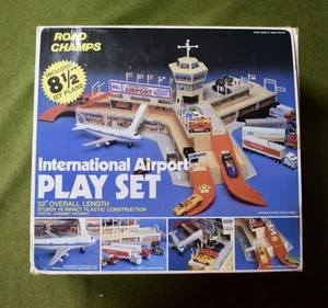 Appletree Toys Road Champs International Airport Plat Set NO.7771 New In The Box - Picture 1 of 7