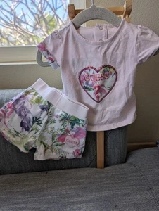 Guess Brand Aloha Hawaiian Baby Girl Size 6 Months Pink Blue Flamingo 2 Piece - Picture 1 of 4