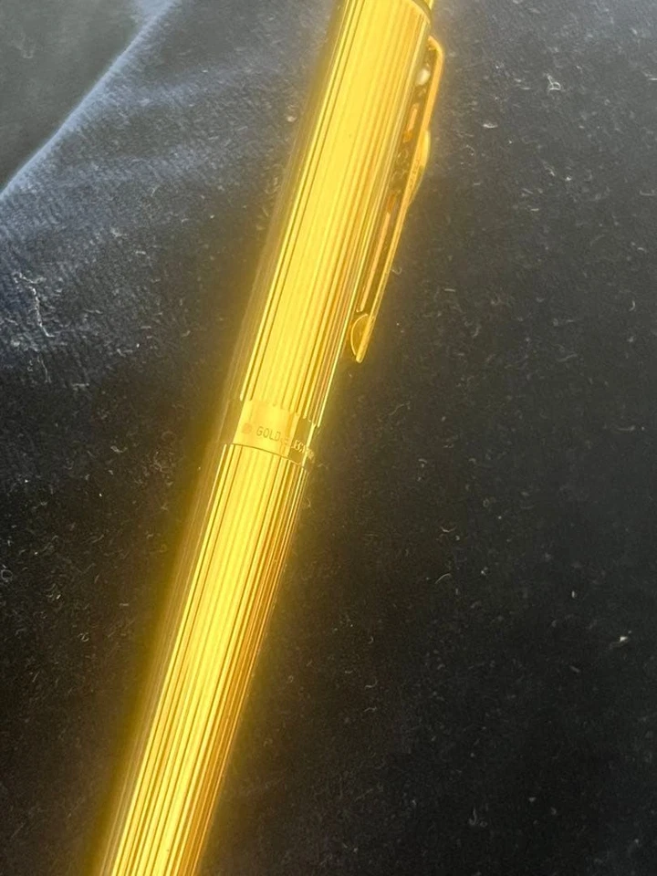 pluma estilográfica chapada en oro #b2b6b4 Foto 1 de 4