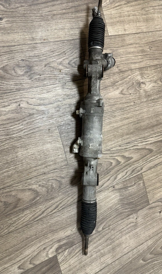 Lexus IS250 2014 dirección asistida cremallera y piñón sedán AWD 79 k OEM 4420053260 Foto 1 de 4