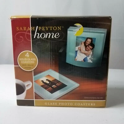 Sarah Peyton Home 4 Vidrio Sólido Foto Regalo Posavasos Cuadrados Soporte Madera NUEVO  Foto 1 de 4