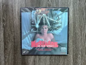 Wes Cravens A Nightmare on Elm Street Laserdisc With Rare MHE Cover Art - Foto 1 di 4