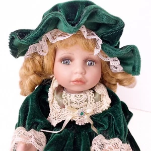 Collectible Memories Vintage Echt Porzellan Puppe Aufzieh Camille *LESEN* - Bild 1 von 9
