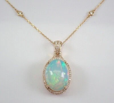 Colgante de halo de ópalo de fuego simulado de corte ovalado de 2.30Ct Cadena chapada en oro amarillo de 14K de 18" Foto 1 de 4