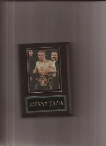 JOHNNY TAPIA PLAQUE BOXING Cover