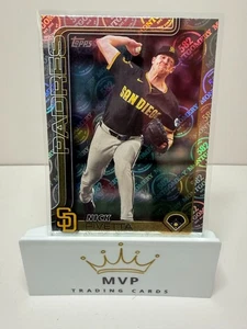 2025 Topps 582 Montgomery Club Nick Pivetta #692 San Diego Padres - Bild 1 von 3