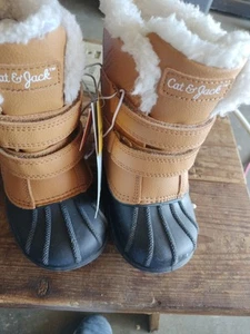 ๐ฅฅ Stivali da neve Cat & Jack marroni impermeabili e caldi bambino taglia 8 ๐ COME DA FOTO - Foto 1 di 4