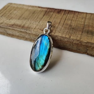 Natural Labradorite Gemstone Pendant 925 Sterling Silver Handmade Pendant PG7378 - Picture 1 of 4