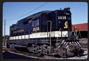 Original Dia - SOU Southern Rwy 2638 GP30 Albany GA 9-83 - Bild 1 von 1