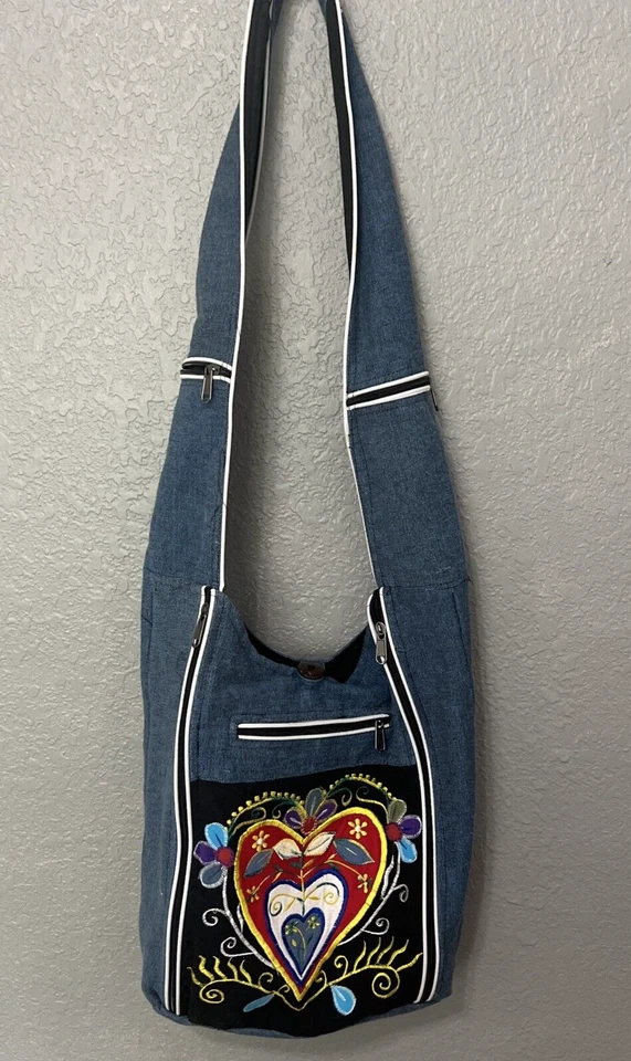 Bolso Hobo Hippie Denim Bordado Corazón Algodón Nepal Correa Larga Boho Cremalleras Foto 1 de 4
