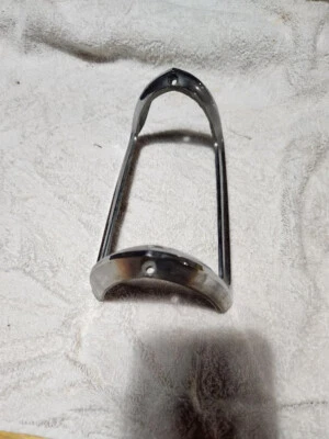 Pontiac Tempest 1964 luz trasera luz trasera bisel cromado Foto 1 de 4