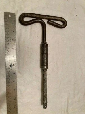 MADE IN USA - VINTAGE WALDE MFG CO. 1/2" DRIVE 11 1/2" LONG SOCKET WRENCH  - Image 1 of 4