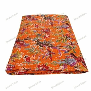 Colcha Kantha Doble Con Patrón De Flores Y Pájaros De Algodón Naranja Gitana - Imagen 1 de 9