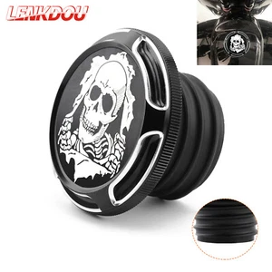 Cubierta de tapa de tanque de combustible CNC ventilada para Harley Road King Softail Sportster 883 XL - Imagen 1 de 11