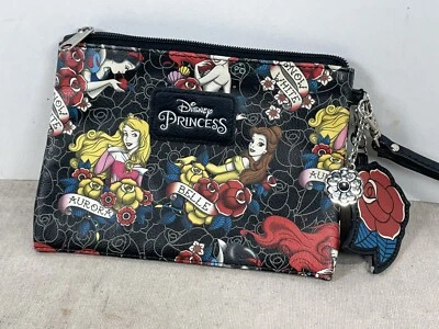 Bolso tatuaje princesa Loungefly Disney correa Ariel Belle Blancanieves Aurora Foto 1 de 4