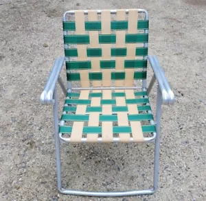 Green Tan Lawn Chair ALUMINUM Folding Webbed Large Beach Lawn Patio Vintage - Picture 1 of 12