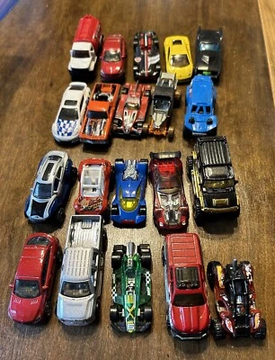 Hotwheels Matchbox 20 Piece Diecast Car Lot 1:64 - Image 1 of 4