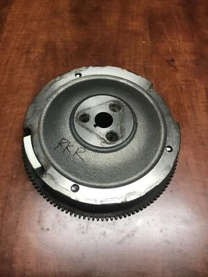 Conjunto de volante de inercia de pieza OEM para GXV340 K1 DNE3 (GJ02) - Motor Honda 11 HP Foto 1 de 4
