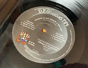 D.P.G. – Coastin 12” Single Dogg Pound Daz Kurupt West Coast Gangsta G-Funk - Imagen 1 de 4