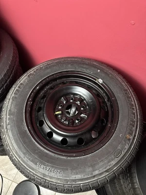 1995-2004 Toyota Avalon Steel Rim With Tire Emergency Spare Tire - Image 1 of 3
