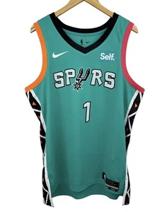 Maglia Victor Wembanyama Fiesta City Edition XL 52 San Antonio Spurs RARA - Foto 1 di 12