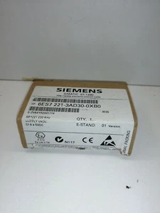 Siemens SIMATIC S7-1200 SB1221 6ES7221-3AD30-0XB0 Digital input 4x5VDC 200 KHz - Foto 1 di 2