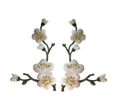 Lot 2Pcs Quince Sakura Cherry  Flower Embroidery Iron On Applique Patch/Pair - Image 1 of 3