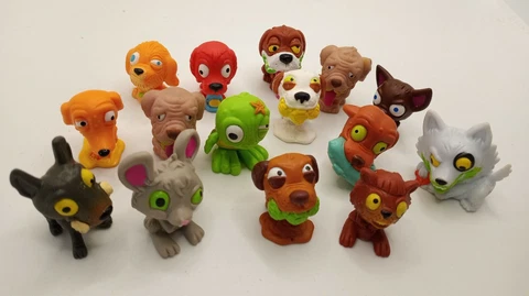 Lot of 15 Moose Toys Uggly's Pet Shop Figures Ugglys Ugly Ugliest Cover