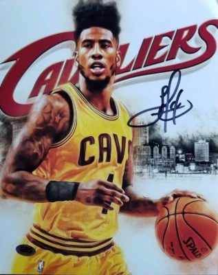 Foto a color firmada a mano de Iman Shumpert de “Cleveland Cavaliers” 8X10 certificado de autenticidad Foto 1 de 3