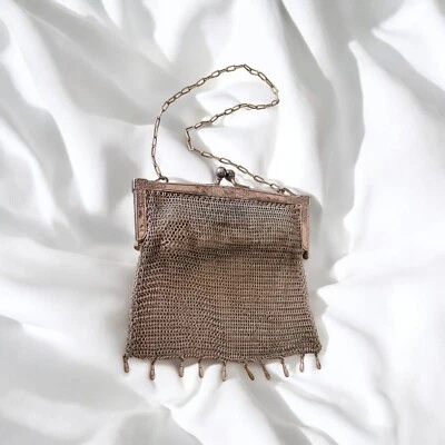 古董网眼钱包德国银链手柄悬挂流苏原装衬里 — 第 1/4 张图片