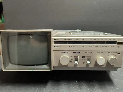 Samsung 5" Micro B/W Television, Radio & Cassette Record/Player Model BT-122AT - Image 1 of 4
