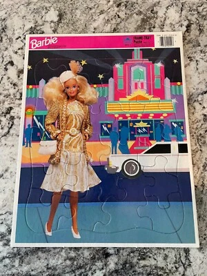 Rompecabezas bandeja marco Barbie Out On The Town de colección de Golden 1991 Foto 1 de 4